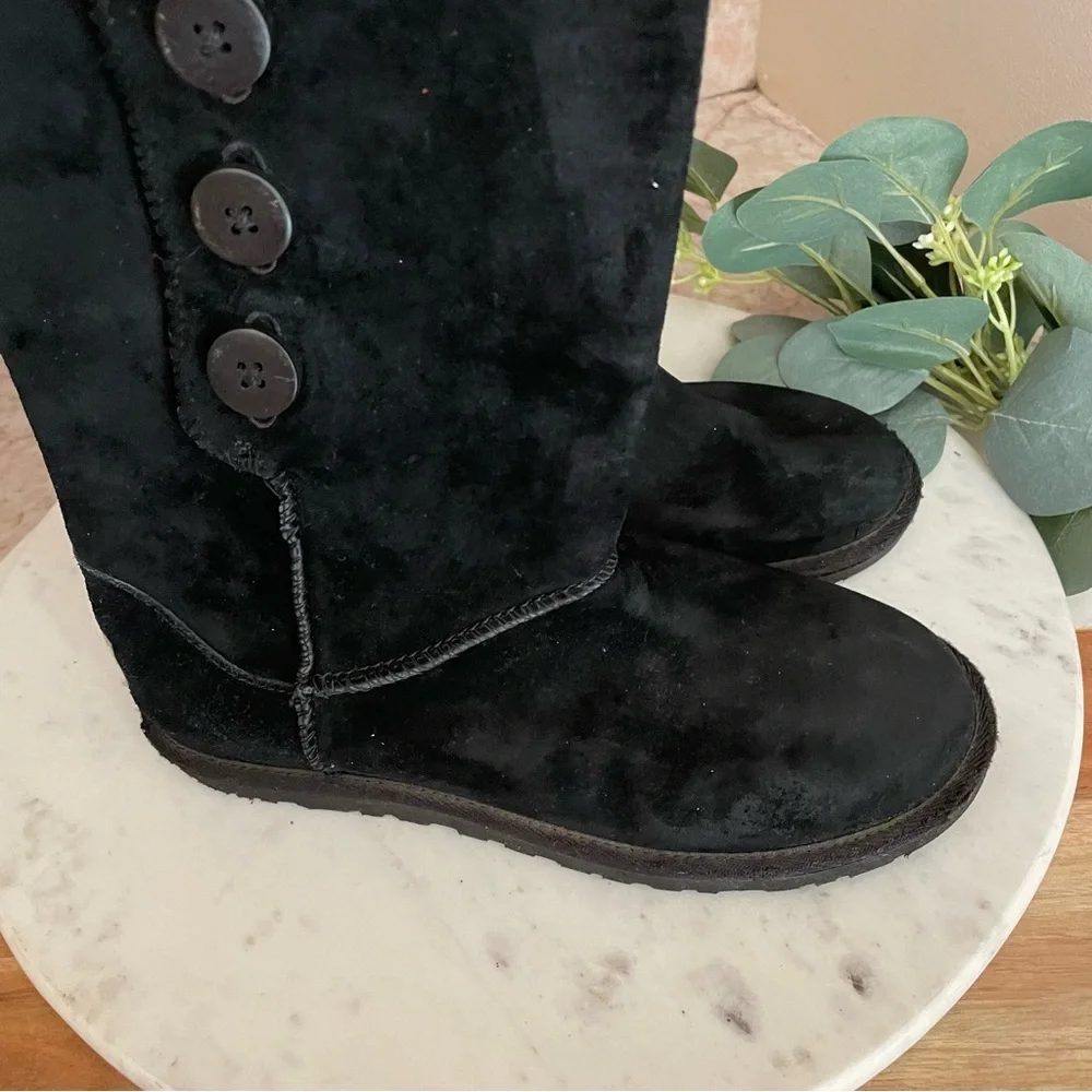 UGG Lo Pro Suede Button Foldover Boot